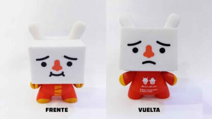 kidrobot dunny-suelto-tofu-red1