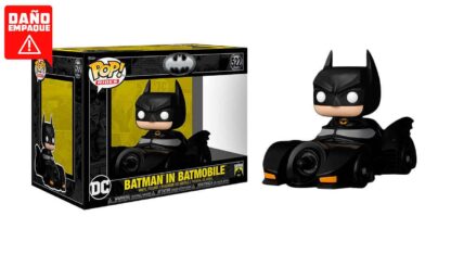 cuarentena-dc-batman-85th-anniversary-batman-in-batmobile