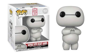 funko pop disney-big-hero-6-baymax-with-heart-hands