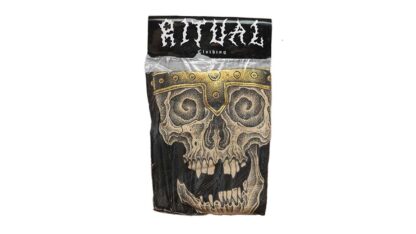 empaque playera Viking Skeleton de Ritual Clothing con calavera de vikingo